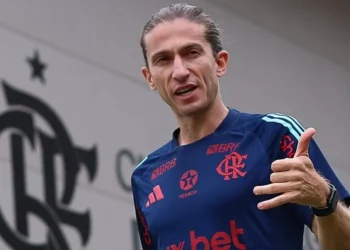 Flamengo pode aplicar chapéu de R$ 94 milhões no Bayern de Munique pelo novo Neuer