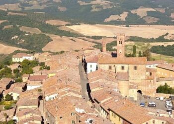 Cidade charmosa está sofrendo com a perda de moradores e paga metade do aluguel até para estrangeiros que quiserem morar na Itália