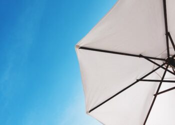 Fim da linha para o guarda-sol: nova tendência promete dominar as praias brasileiras