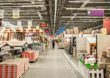 Grande rede brasileira de materiais de construção vende toda a operação com 16 lojas e um centro logístico