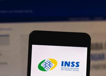 Pensão do INSS passa a ser garantida para netos e sobrinhos