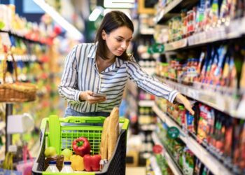 Modelo de supermercado criado nos EUA chega ao Brasil e oferece descontos exclusivos para clientes que derem ‘ajudinha’