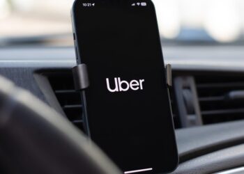 A determinação da Uber sobre solicitar corridas para pagar depois