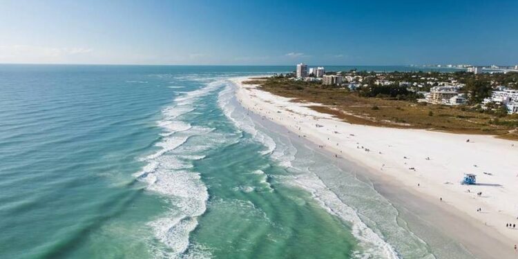 Região do litoral brasileiro com praias deslumbrantes e piscinas naturais vira o paraíso das celebridades