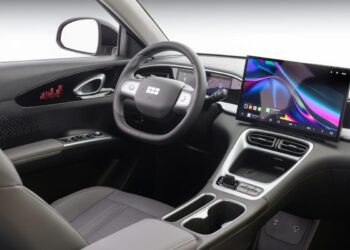 Carro elétrico mais vendido da China já está superando o BYD Dolphin no Brasil