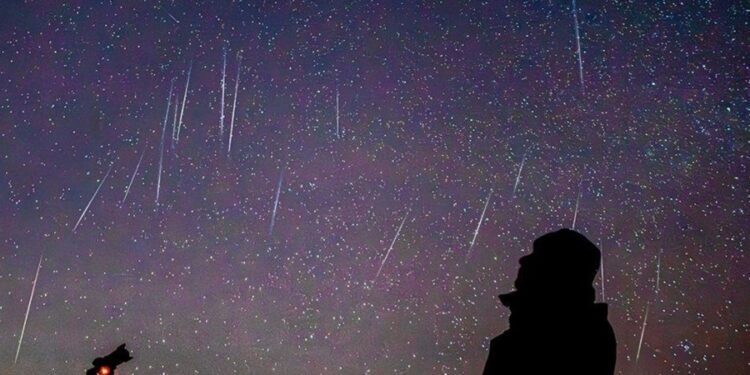 Dezembro será marcado por duas chuvas de meteoros: datas divulgadas