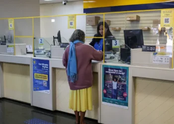 Lista de trabalhadores que podem se aposentar com 15 anos de contribuição deve aumentar no Brasil