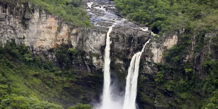 Cidade mais alta do Centro-Oeste fica em um dos destinos mais badalados do Brasil