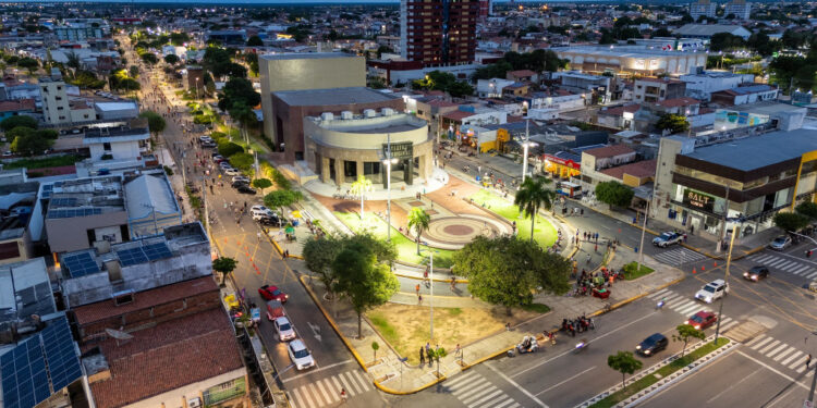 Cidade escondida no interior do Nordeste está atraindo brasileiros de todo o país