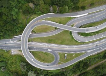 Estado mais competitivo do Brasil vai investir R$ 30 bilhões em obras rodoviárias e gerar 252.000 empregos