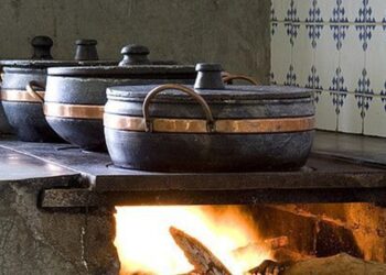 Fogão a lenha deve perder espaço com a chegada de novo equipamento mais moderno