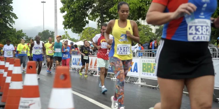 Novo decreto proíbe eventos esportivos noturnos e só vai liberar atividades durante o período da manhã nesta cidade