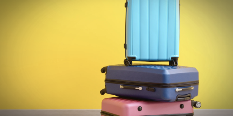 Cores que não devem ser escolhidas na hora de comprar uma mala de viagem