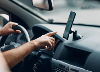 Aplicativo que permite negociar o preço das corridas chegou ao Brasil para competir com Uber e 99