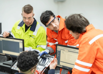 Quem fez curso técnico nestas áreas pode ganhar muito dinheiro em 2026