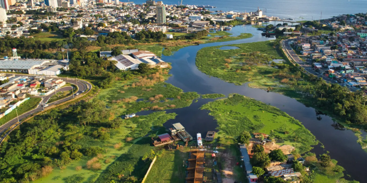 Cidade brasileira desbanca gigantes e vira paraíso dos turistas em 2026