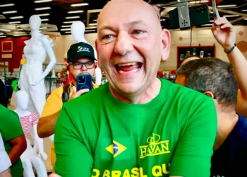 Véio da Havan age discretamente em um de seus negócios mesmo movimentando R$ 200 milhões por ano