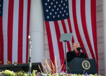 Atividades militares podem interferir em sistemas de navegação e colocar voos comerciais em risco nas Américas, alertam os EUA