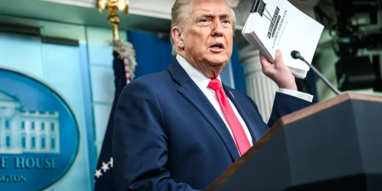 Ucrânia é surpreendida com maior ataque do ano em meio a negociações de paz com Rússia e EUA