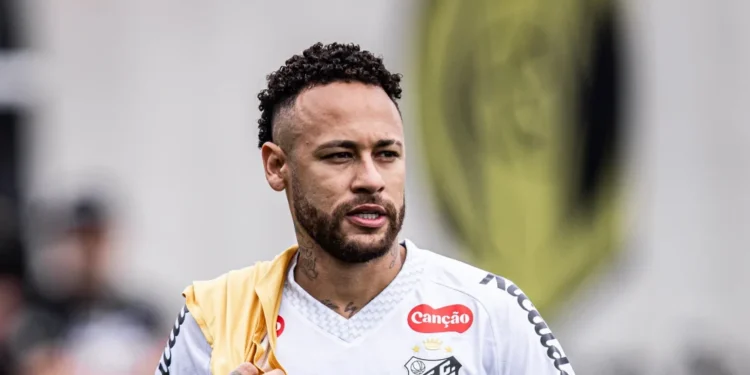 Enorme mansão de Neymar avaliada em R$ 314 milhões tem elevador exclusivo para carros e até praia privada inspirada na Riviera Francesa