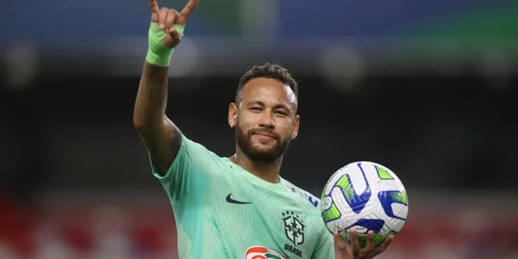 Enorme mansão de Neymar avaliada em R$ 314 milhões tem elevador exclusivo para carros e até praia privada inspirada na Riviera Francesa