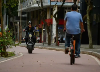 Brasil já está exigindo CNH para condutores que possuem estes veículos