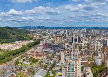 Terceira cidade mais segura do Brasil é amada por empreendedores e registra 74 novos negócios por dia