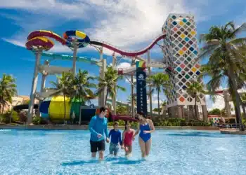 Melhor parque aquático das Américas é também o 2º melhor do mundo e fica no Brasil