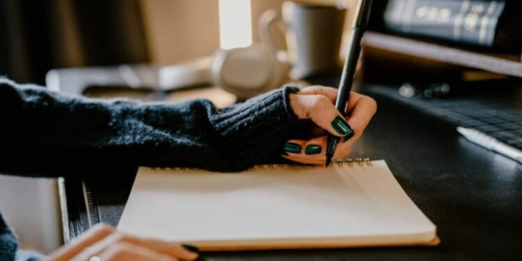 Final de semana ou fim de semana? Qual é a forma correta de escrever?