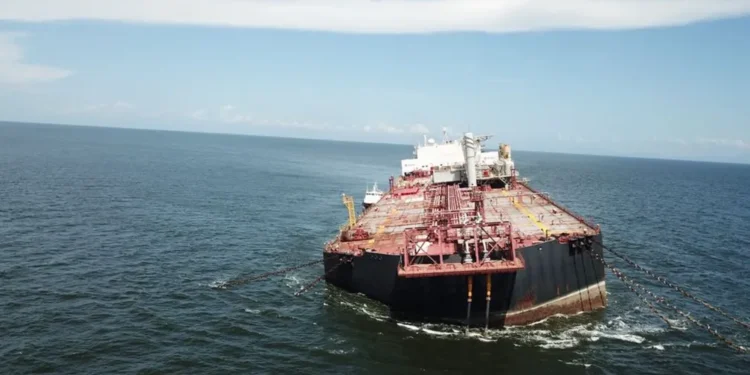 Enquanto a Venezuela tem 303 bilhões de barris de petróleo, reservas do Brasil não chegam nem perto