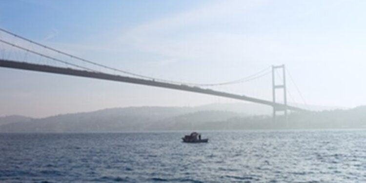 Brasil ganha nova ponte de ligação ao antigo paraíso das compras baratas na América do Sul