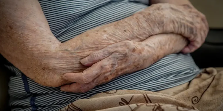 Com 20 anos de contribuição e 56 de idade já é possível se aposentar neste país