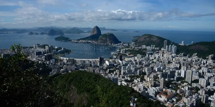 Cidade mais bonita do Brasil também conquistou o título de céu mais azul do mundo