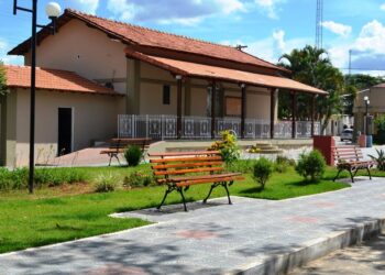 Cidade brasileira com menos de 900 moradores tem sua própria ferrovia