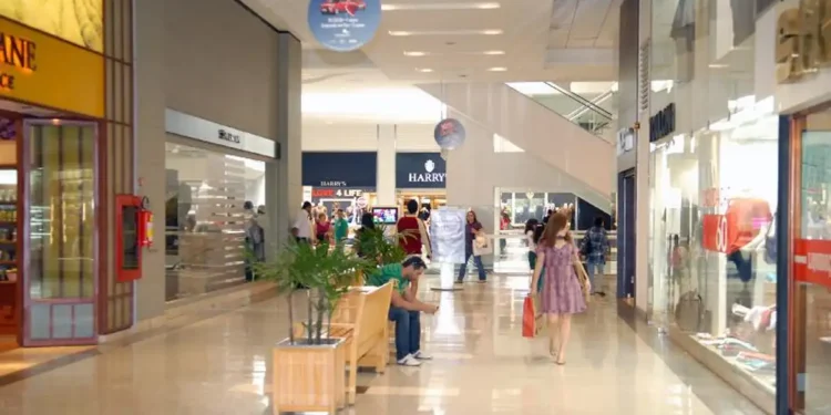 Cidade com pouco mais de 45 mil habitantes ganha shopping do tamanho de um estádio que vai gerar 600 empregos