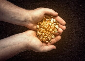 Nova mina com 43,2 toneladas de ouro gera corrida pela retirada imediata após descoberta no Canadá