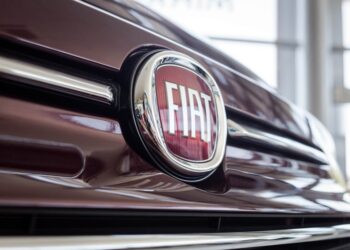 Modelo popular da Fiat vira alvo de criminosos por peça que pode custar até R$ 3 mil