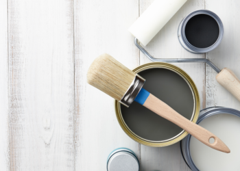 O que a lei diz sobre inquilino pagar balde de tinta ao sair do imóvel