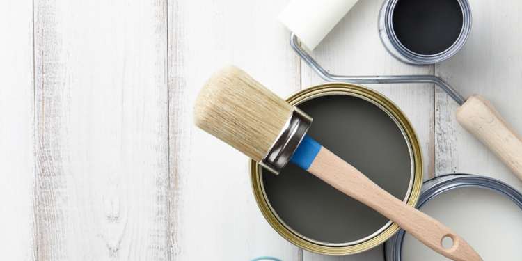 O que a lei diz sobre inquilino pagar balde de tinta ao sair do imóvel