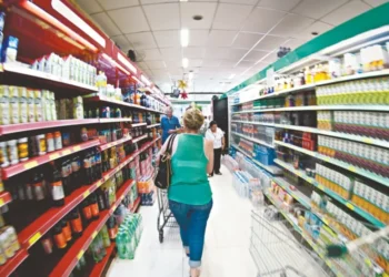 Famosa rede de supermercados inaugura novo formato apenas com terminais de autoatendimento