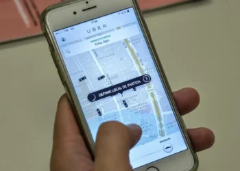 Uber e iFood pegam todos de surpresa com a decisão de unir os aplicativos