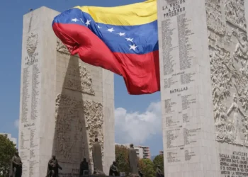 Venezuela impõe única condição para que empresas estrangeiras vendam seu petróleo