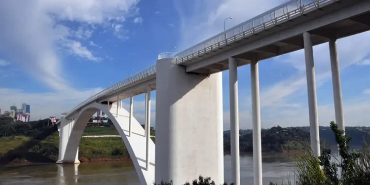 Governador com 85% de aprovação libera nova ponte que vai reduzir trajeto de 80 km para só 25 km