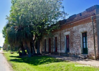 Vila com 200 habitantes parecida com a Suíça é perfeita para aposentados viverem na América do Sul