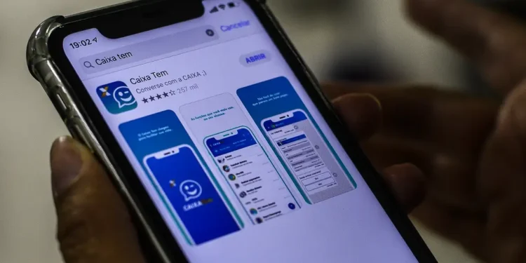 Jovens tem até 5 de março para receber R$ 1,2 mil via Caixa Tem