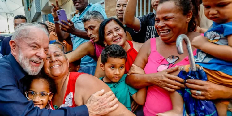 Beneficiários do Bolsa Família estão aderindo a novo programa do governo que terá investimento de R$ 449 milhões em fevereiro