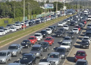 Maior avenida do Brasil, com 45 km de extensão, fica em estado destacado pela infraestrutura de qualidade