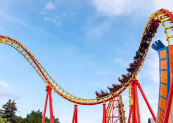 Segundo melhor parque temático do mundo fica no Brasil e terá a montanha-russa mais cara do Hemisfério Sul