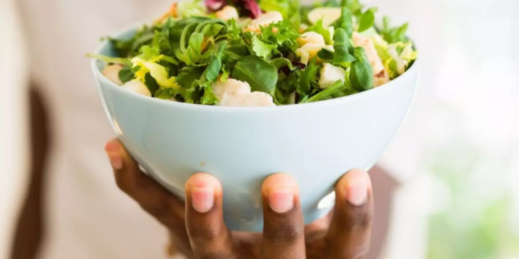 Planta considerada ‘carne verde’ é rica em benefícios para a saúde e combate anemia