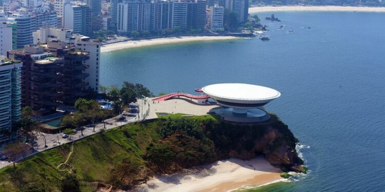 Cidade mais limpa do Brasil por 10 anos consecutivos chama atenção pela elevada qualidade de vida